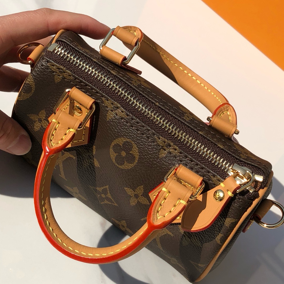 LV 路易威登 22新款 NANO SPEEDY 經典老花 枕頭包 手提包 單肩包 斜挎包 M81085