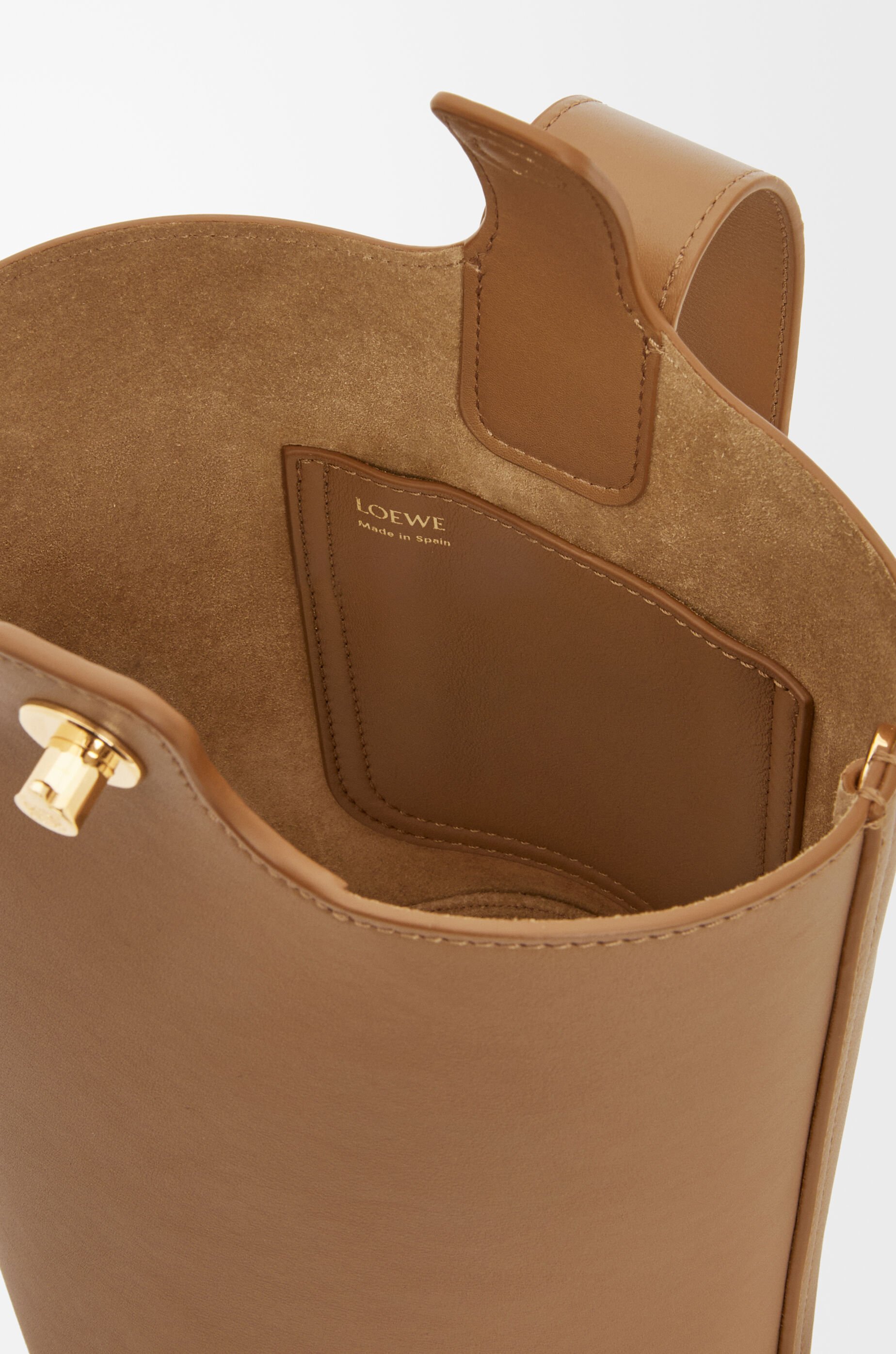 ペブル バケットバッグ ミニ（スムースカーフ）