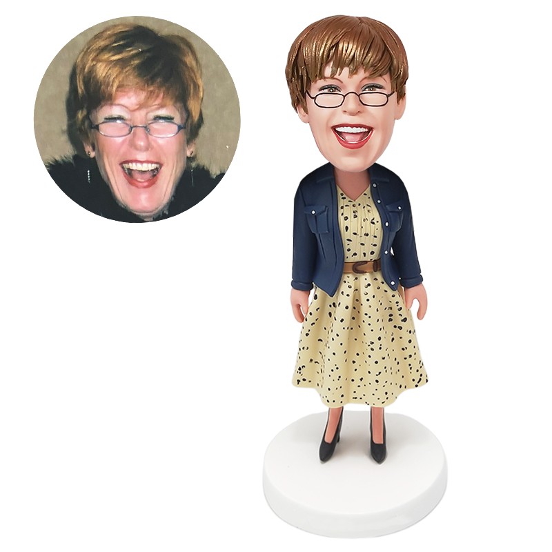custom bobblehead lady in polka dot skirt