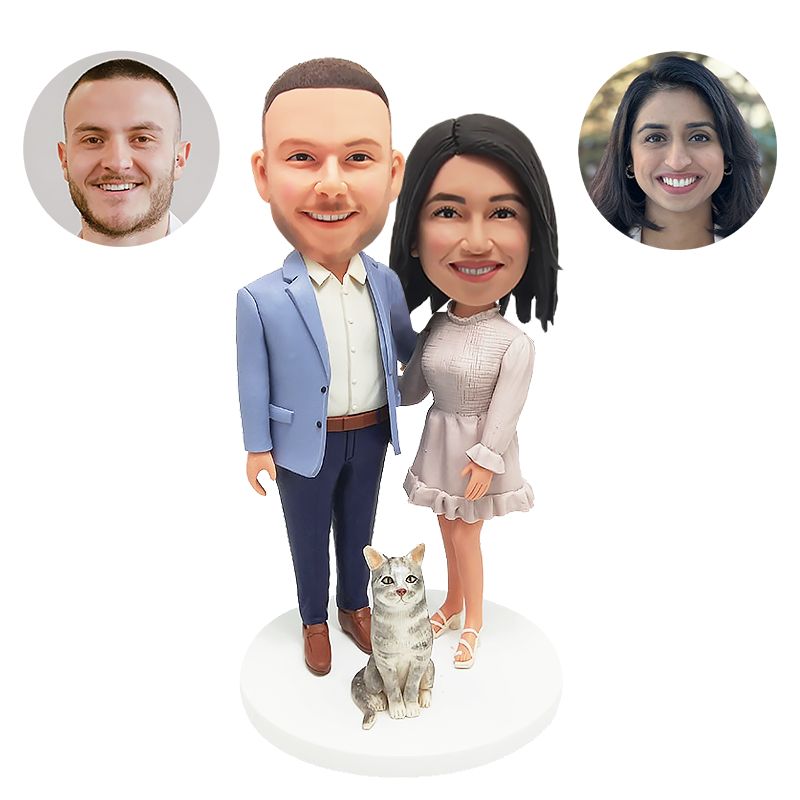 custom bobblehead casual couple posing with their cat