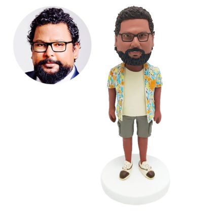 custom bobblehead figure man travelling