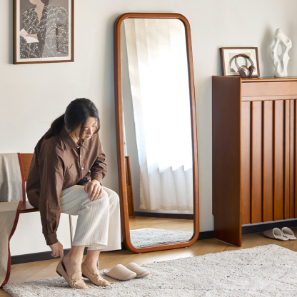 ツゲ材 天然木スタンドミラー | 高品質ガラスを採用した安全設計ミラー