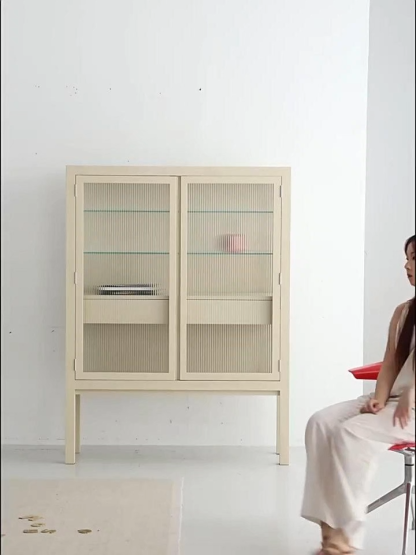 リブガラスサイドキャビネット