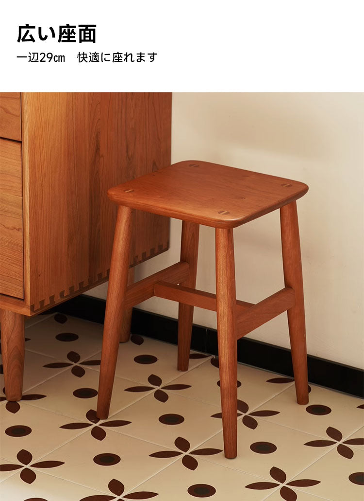 YU-MI⭐︎ ブラウン木製ドレッサー　スツール、コンセント付、収納力抜群 Woody Prime Cherry スクエアウッドスツール | コンパクトでも安定感の