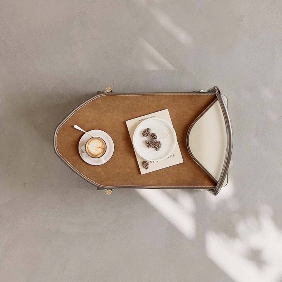 可動式レザー調サイドワゴン