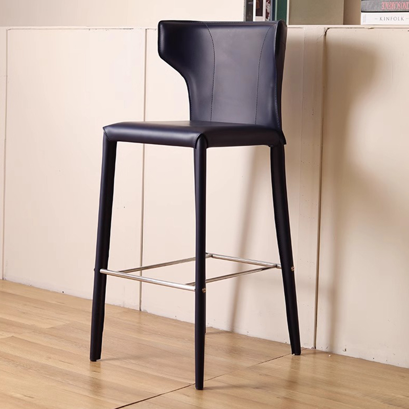 モダンデザインハイチェア | 高級感と快適さを兼ね備えたシンプルな