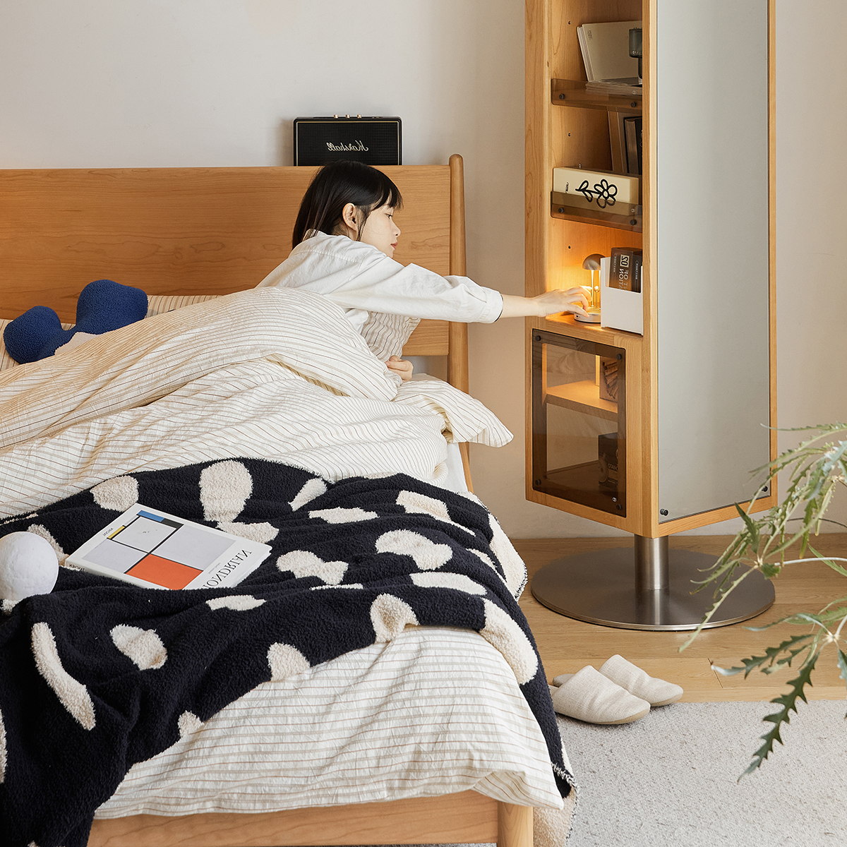 Woody Prime Cherry 回転式ミラー付き収納ラック