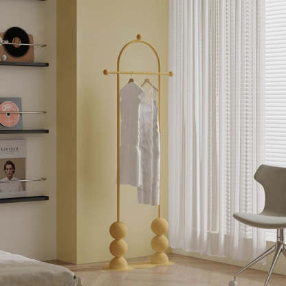 バブルポールハンガー | 丸いアクセントで見せる、遊び心のある玄関に