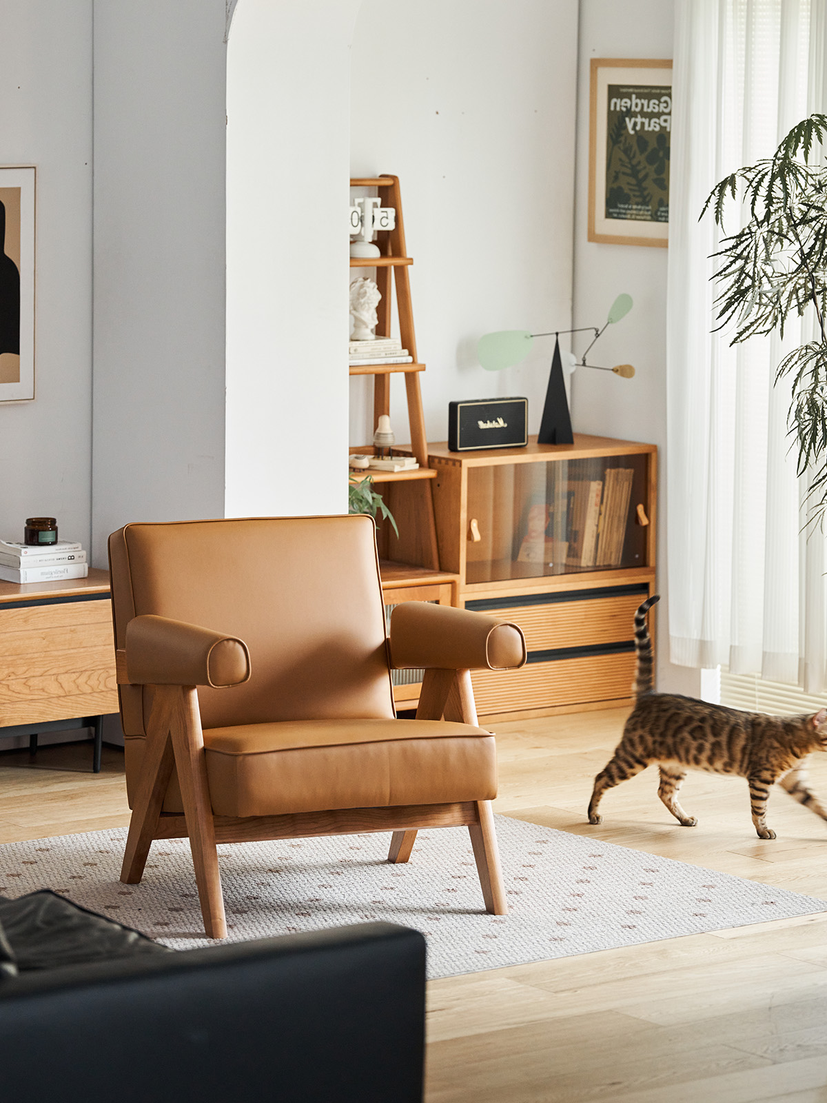 ◉くげページ◉ヴィンテージ 本革レザー クロム アームチェア ウッドアームスクエアソファチェア – CAGUUU