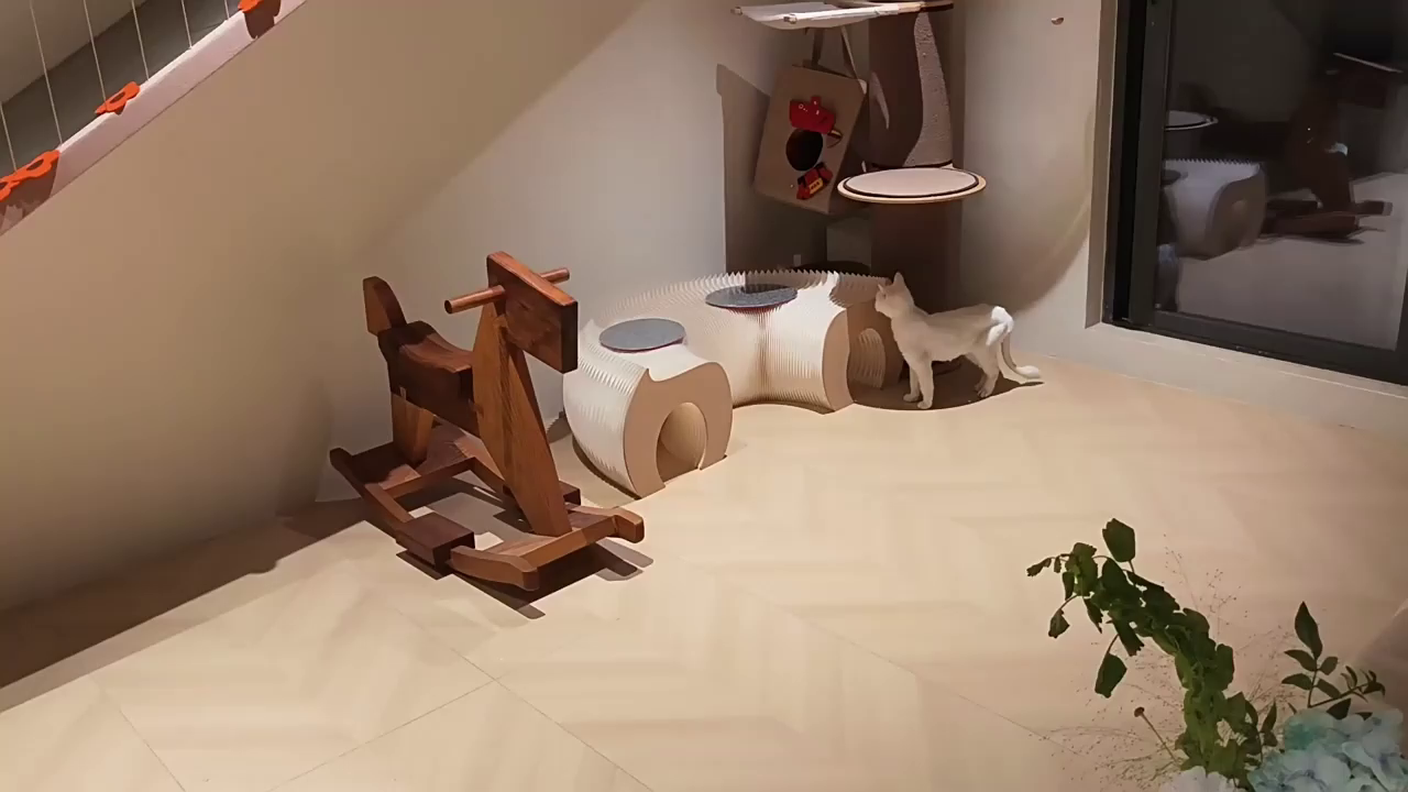 Kraft Paper 猫用トンネル型ベンチ