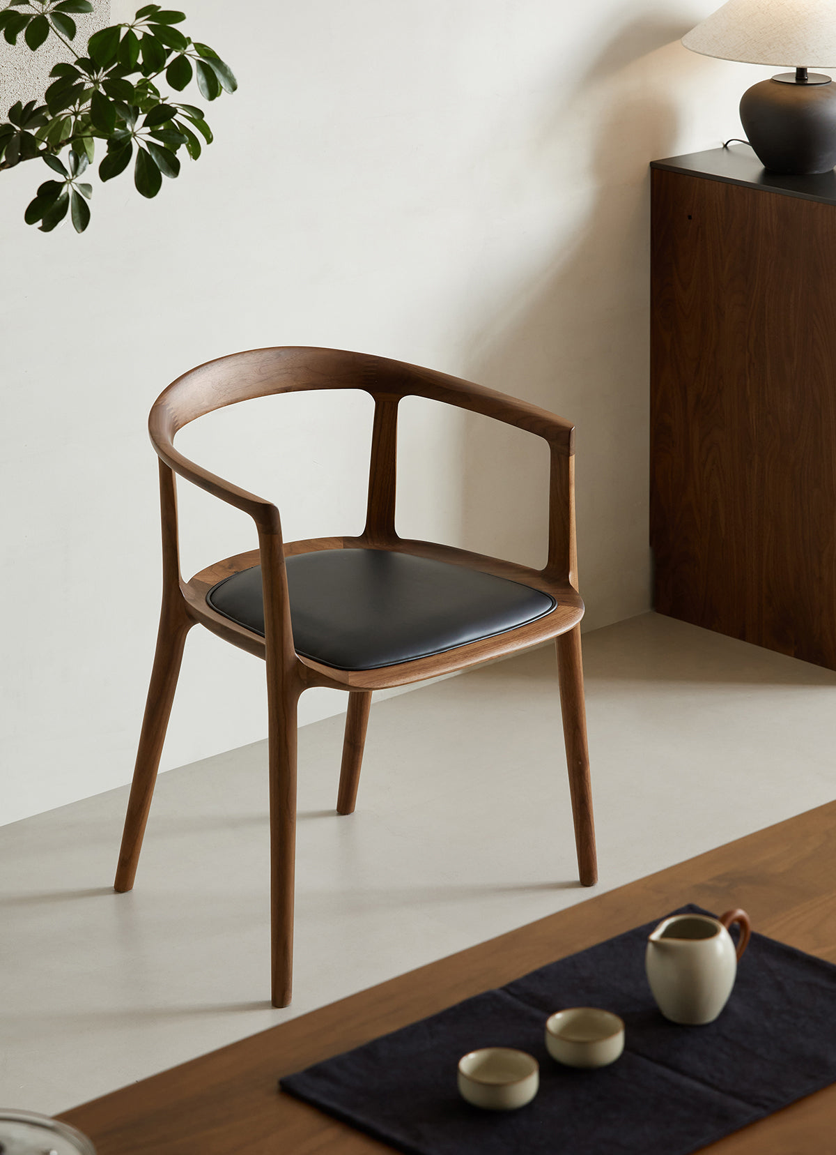 Woody Prime Walnut ウォールナット材 北欧風リラックスチェア | 快適