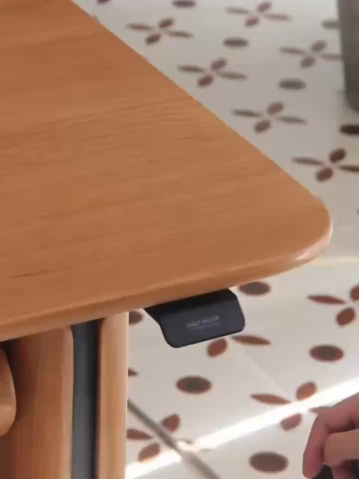 【予約販売】チェリー材 電動昇降式ウッドワークデスク