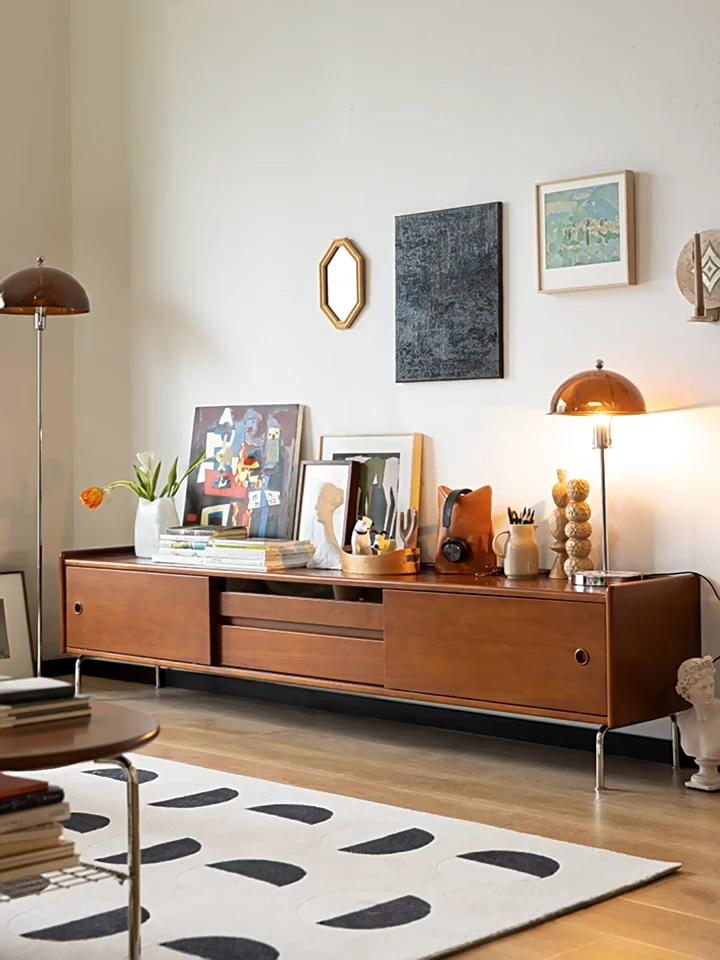 ツゲ材 レトロ調ステンレス脚テレビボード