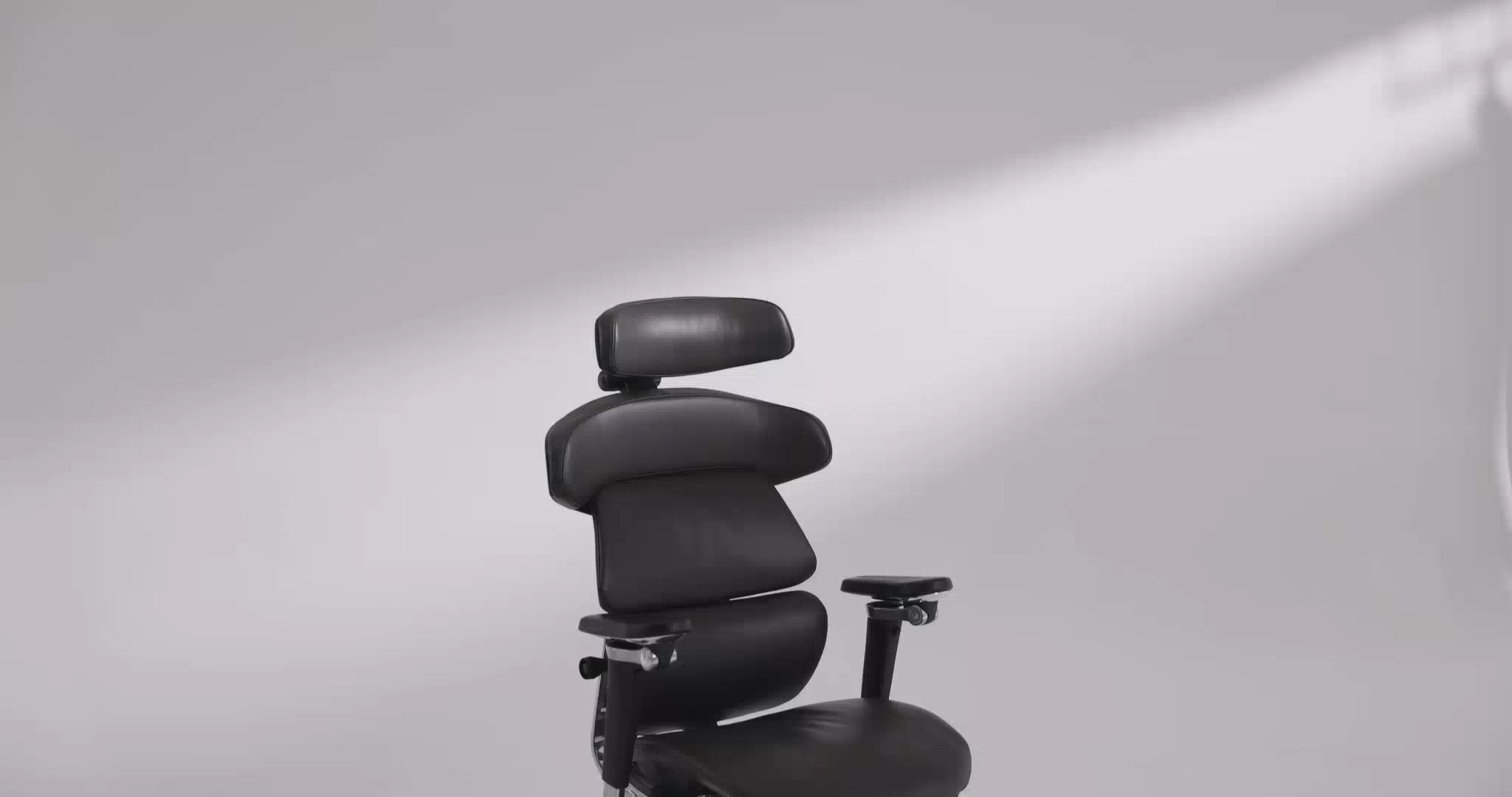 AXISU アクシスロイヤルレザーオフィスチェア | 快適なエルゴノミクス