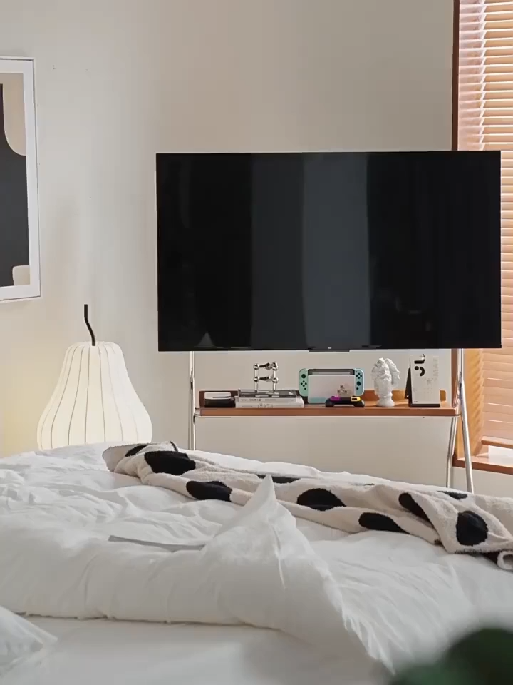 ツゲ材 可動式テレビスタンド