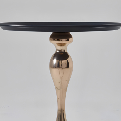 ラグジュアリーフレアテーブル