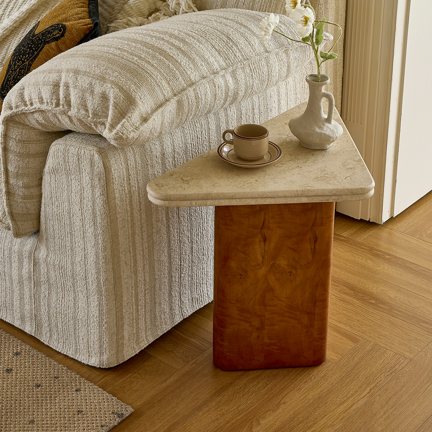 フォールドラインテーブル