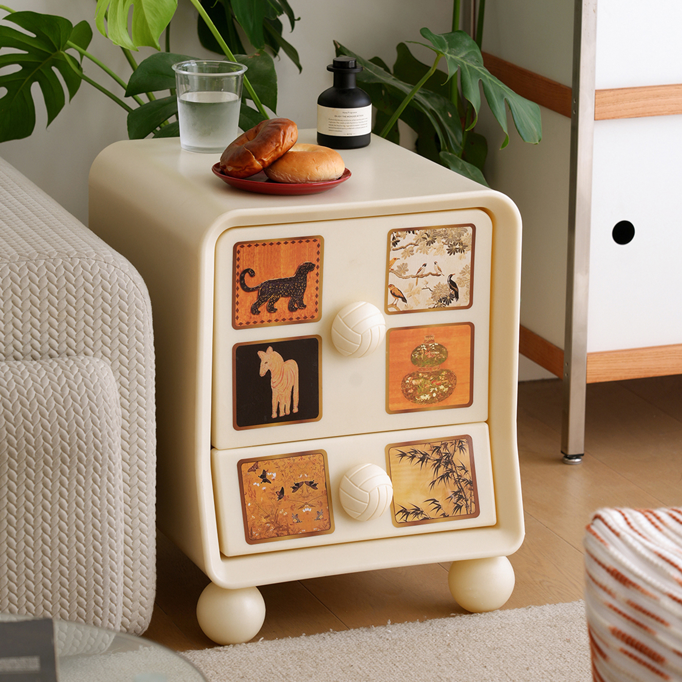 ベッドサイドキャビネット｜ベッド周りを快適に・おしゃれ【CAGUUU公式】