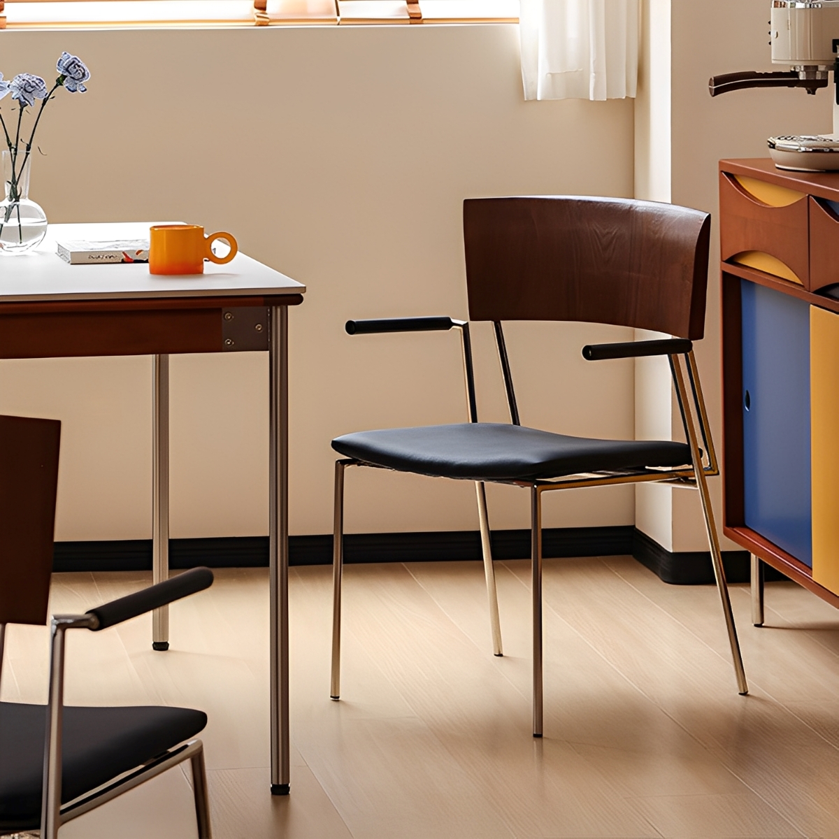 クラシックウッドアームチェア