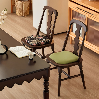 レトロエレガンスチェア