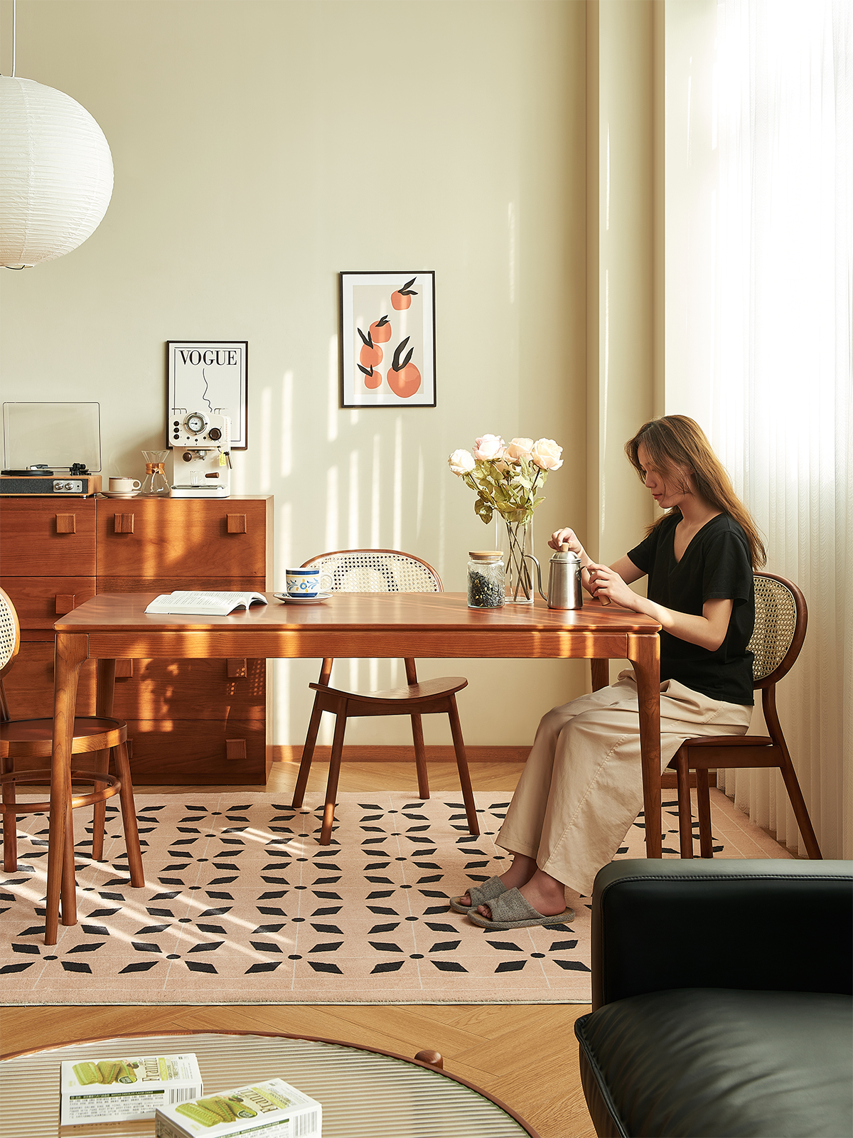 ホワイトアッシュ材 ミッドセンチュリーテーブル