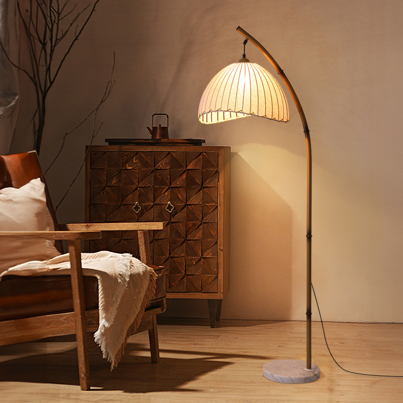 バンブースタンドライト | 自然な温かみを演出する和モダンデザイン