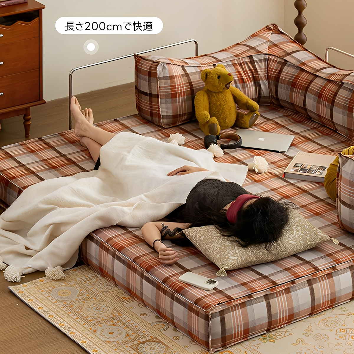 タータンチェック柄ソファ | レトロデザインと多彩なカラー