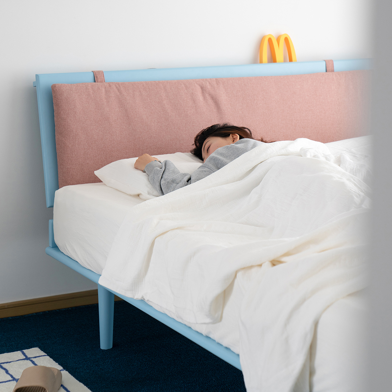 リネアファブリックベッド