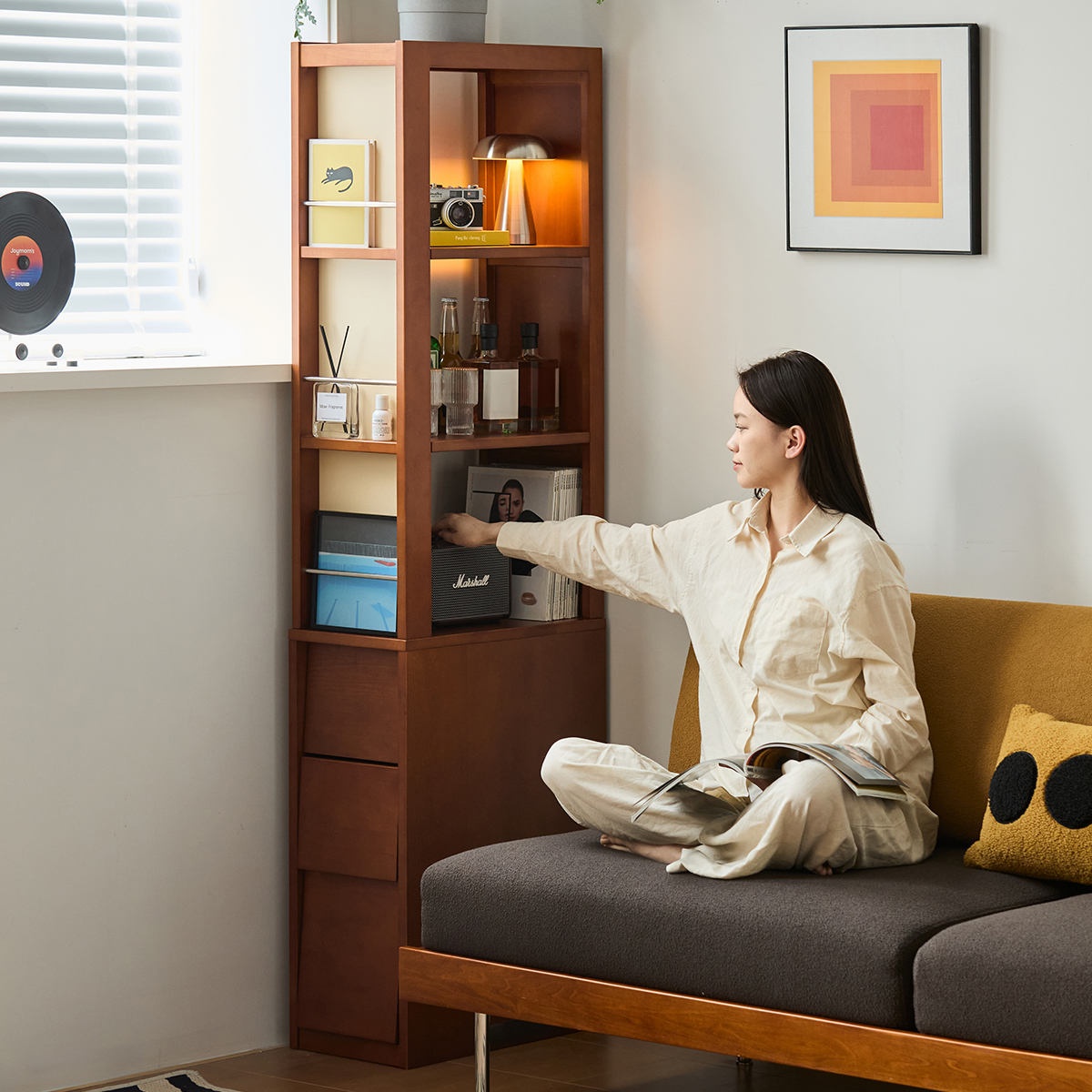 スリムブックシェルフ