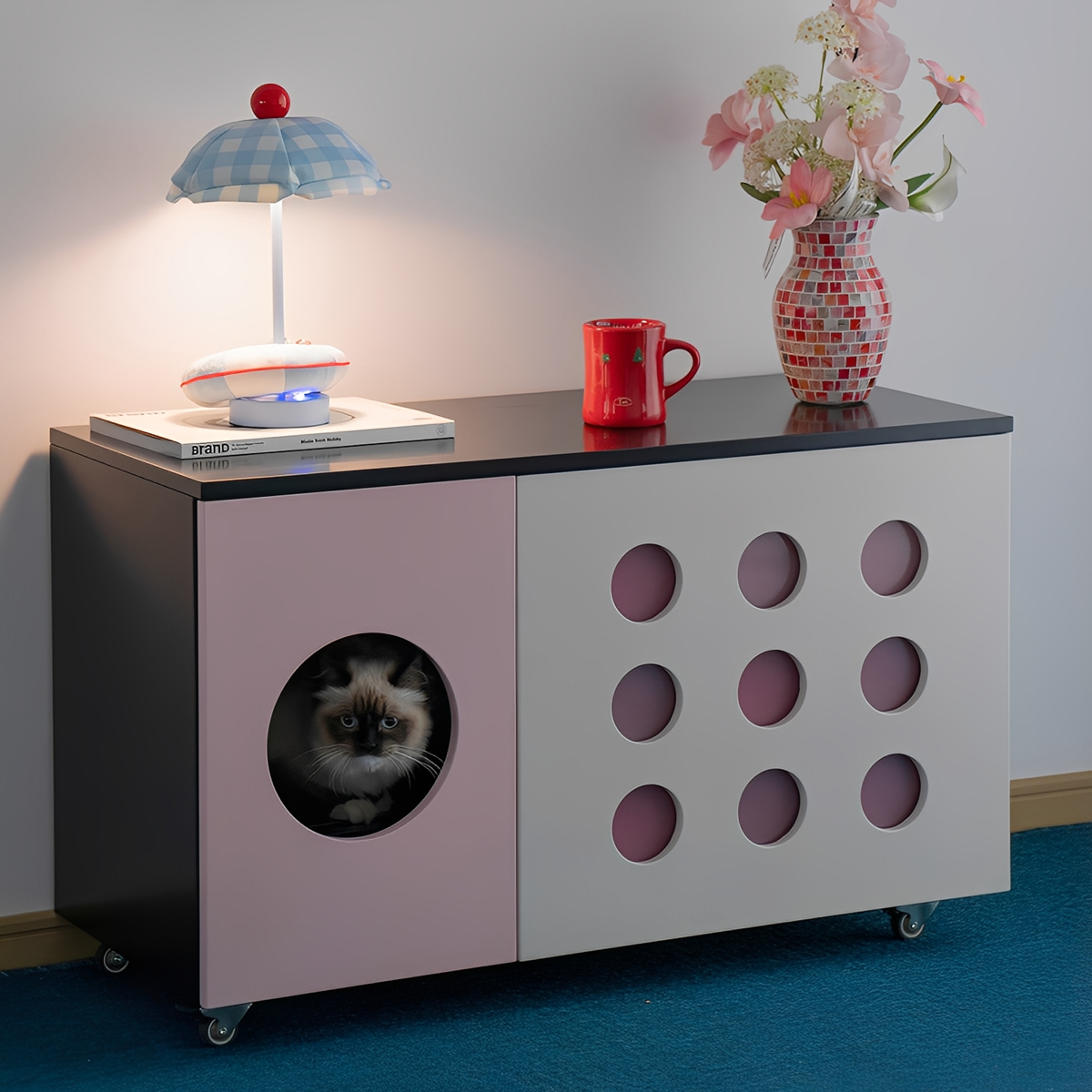 キャットスポットサイドボード