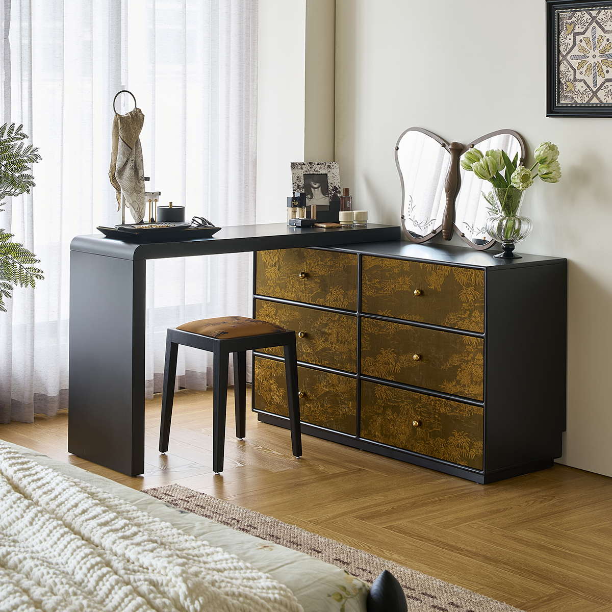 パネルアートドレッサーチェスト | ヴィンテージ感と機能性を両立した