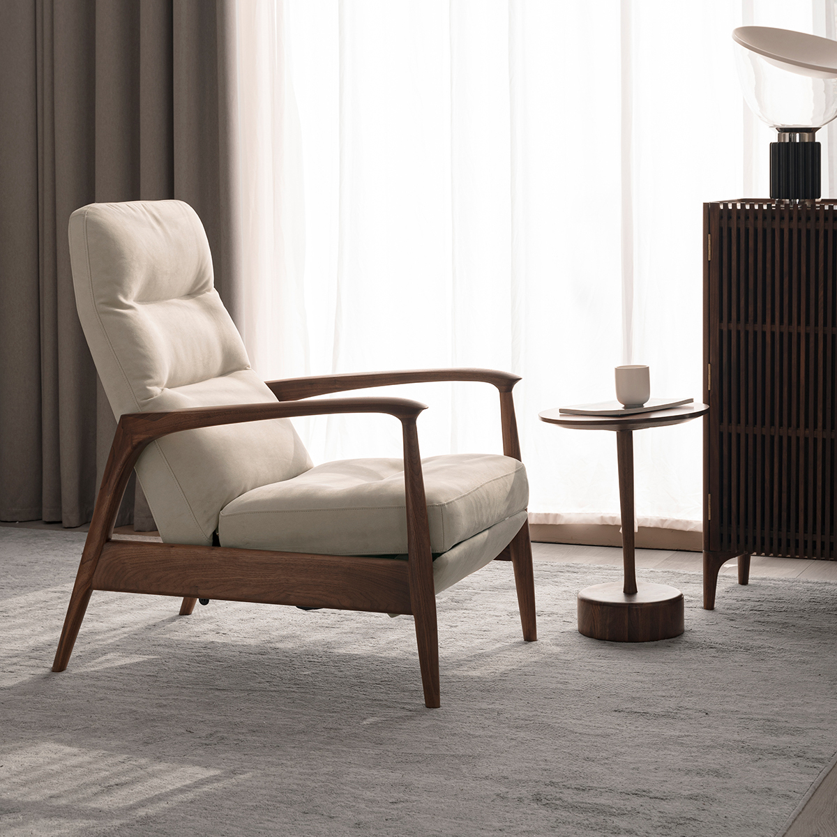 天然木フレームリクライニング ソファチェア