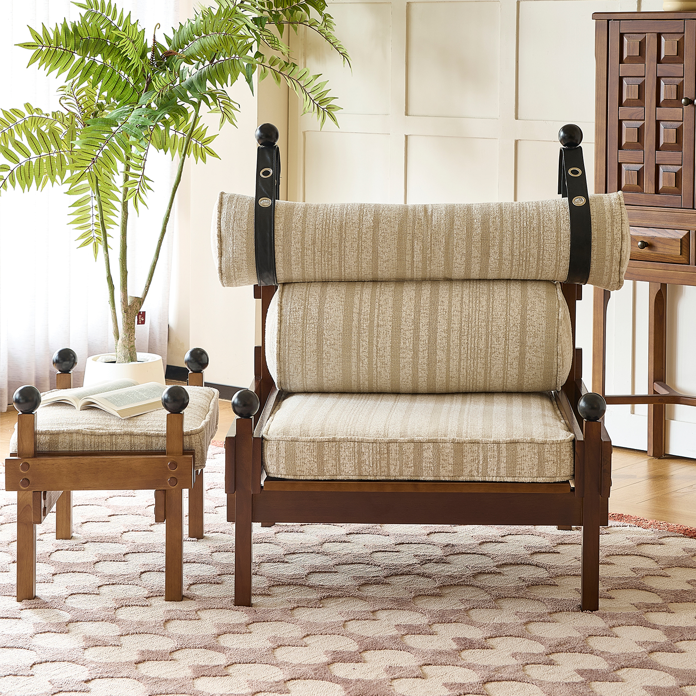 ロールクッションラウンジチェア