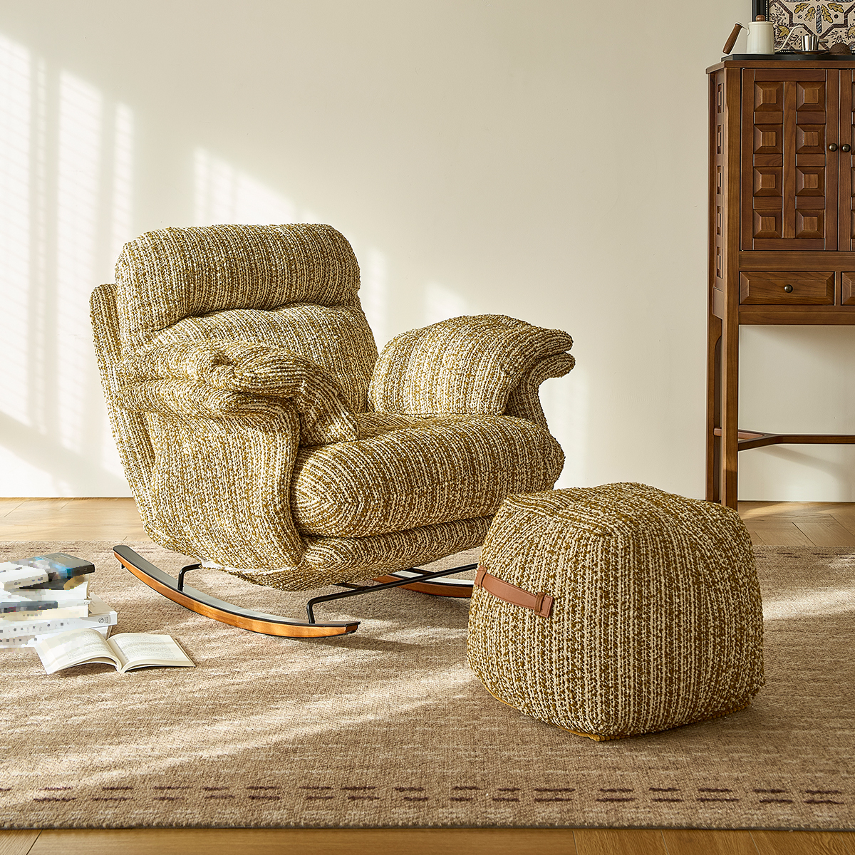 ロッキングアームチェア