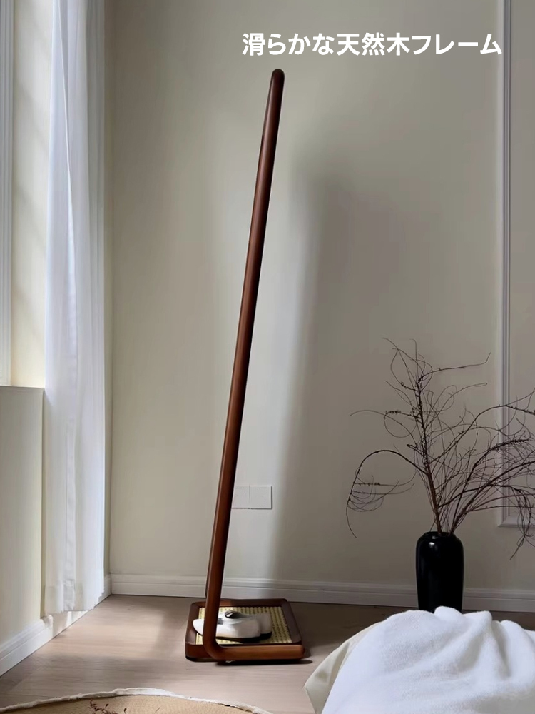 ラタン収納付きツゲ材スタンドミラー