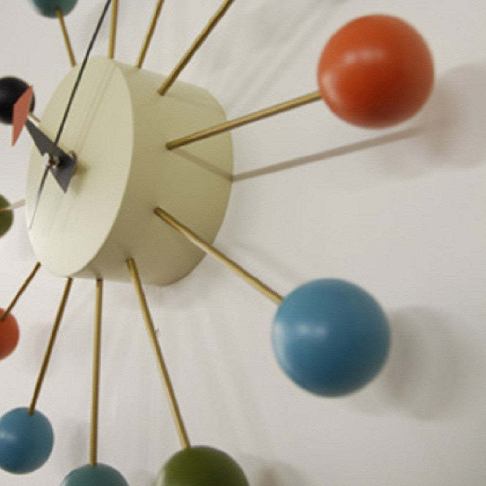 ポップデザインウッドボールスチール針ウォールクロック