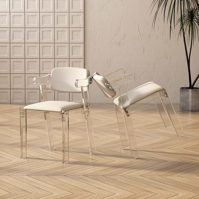 アクリル製クリスタルチェア | 透明感と光沢感が魅力 インテリアを広く