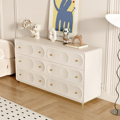 オーバルラインチェスト