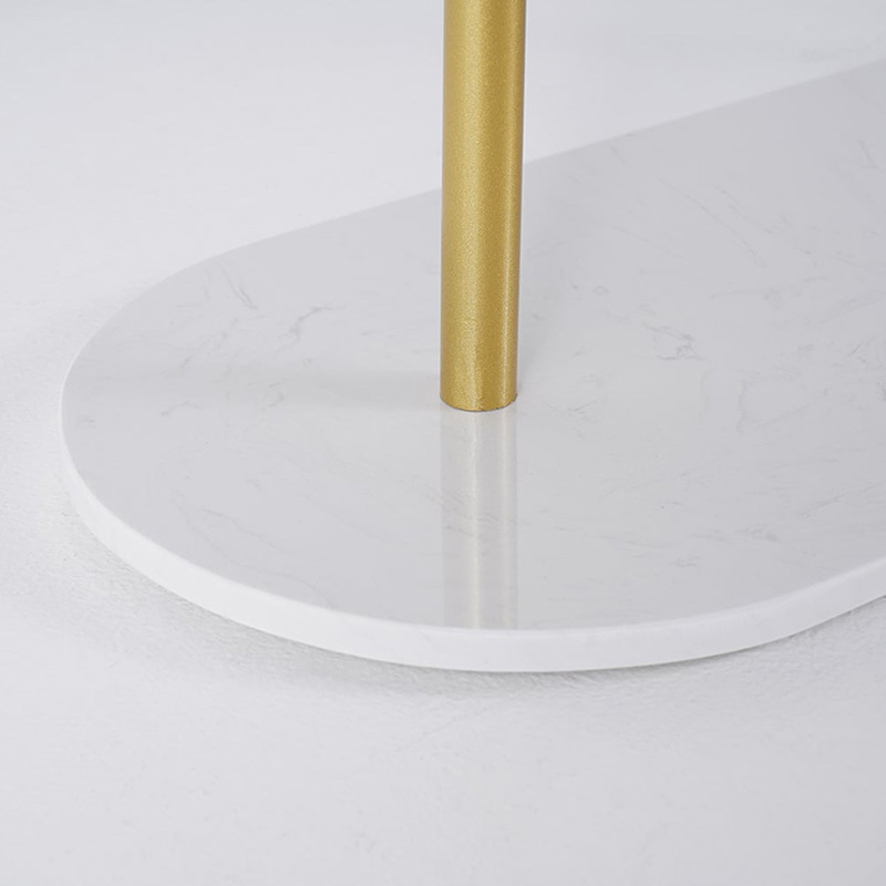 モダンフリースタンディングハンガーラック