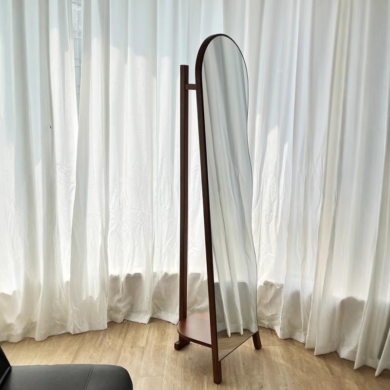 ハンガーラック付き　スタンドミラー ハンガーラック付きスタンドミラー | 身支度と収納を一か所で