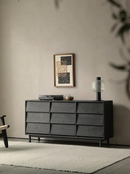 Woody Auraブラックマルチチェスト