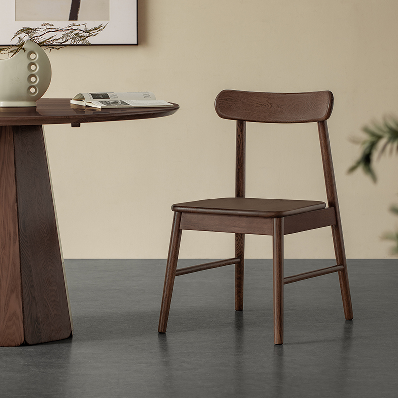 Woody Auraアーチバックチェア | 人間工学に基づいた快適なフォルム