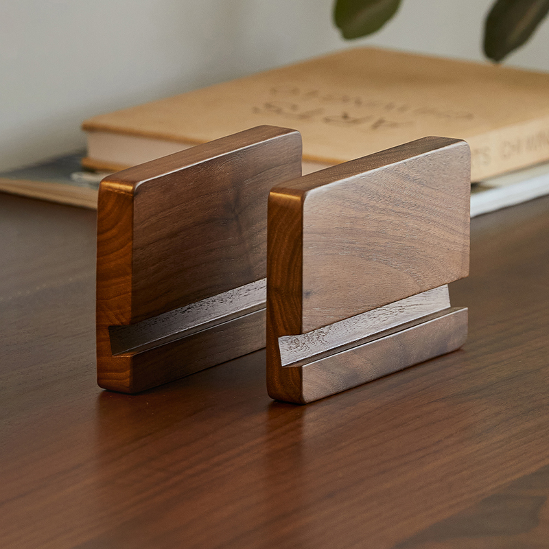 ア*ル様 ウッドスタンド（Walnut製）四角300×180㎜ (高：280㎜) Woody Prime Walnut スマホスタンド【高級天然ブラックウォールナット