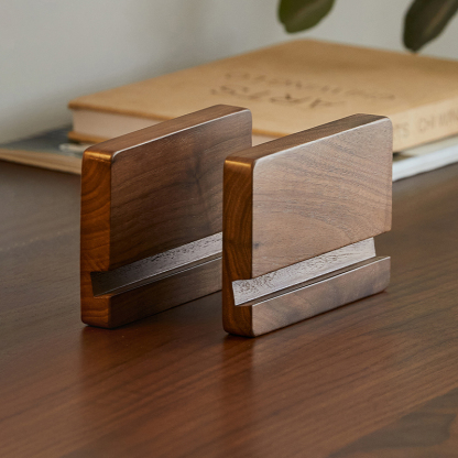 Woody Prime Walnut ブラックウォールナット材 スマホスタンド – CAGUUU