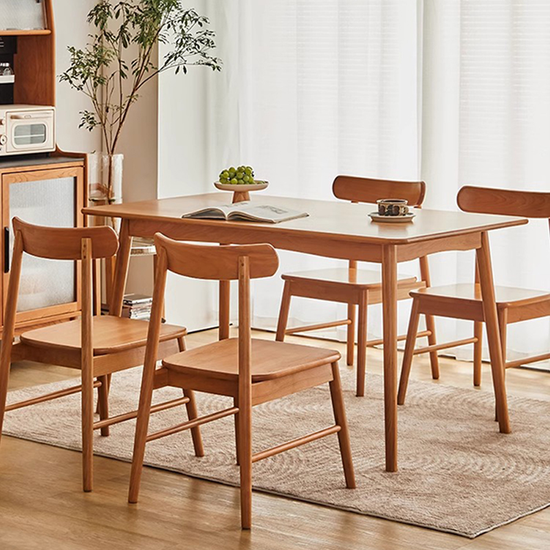 シンプルダイニングチェア