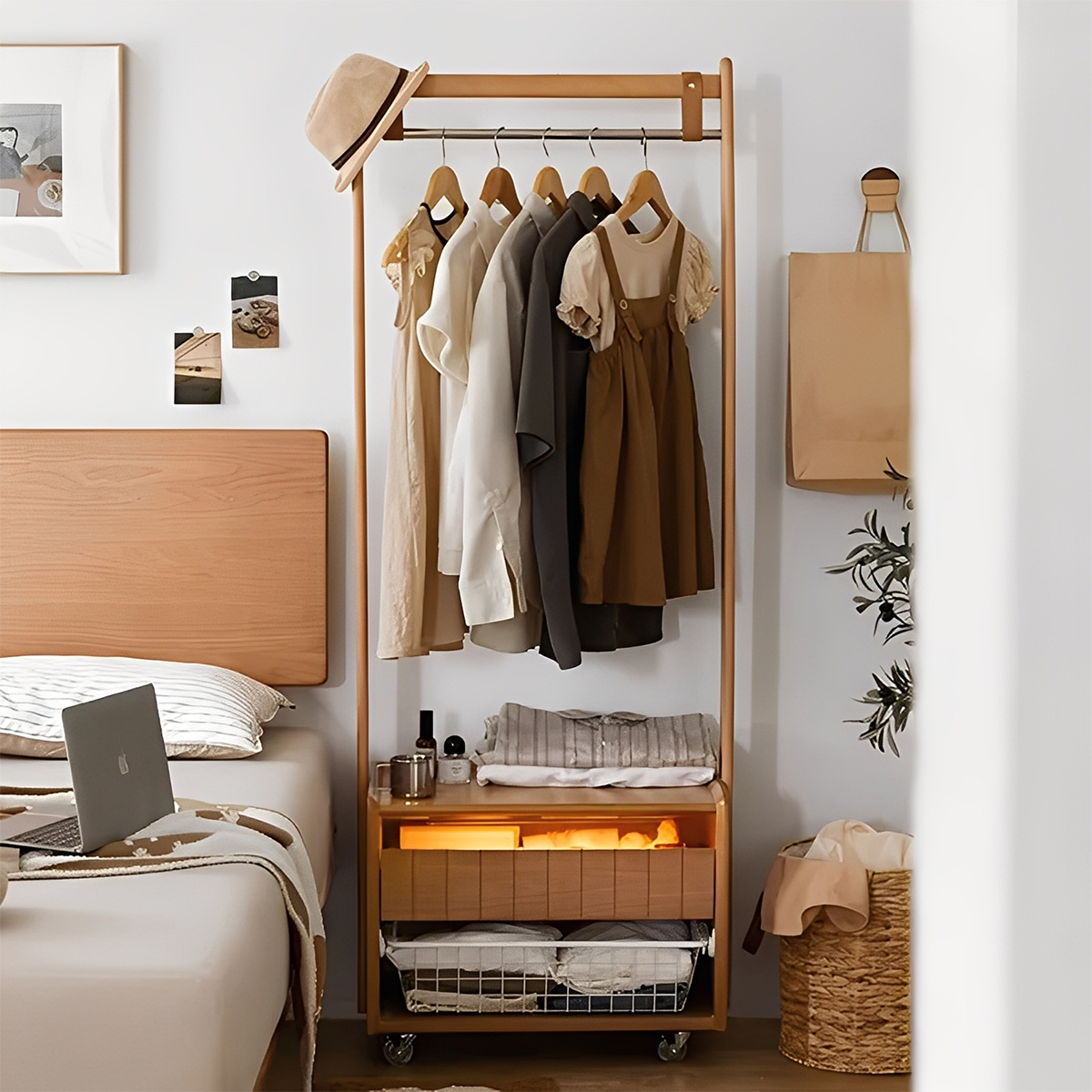 チェリー材 キャスター付きハンガーラック