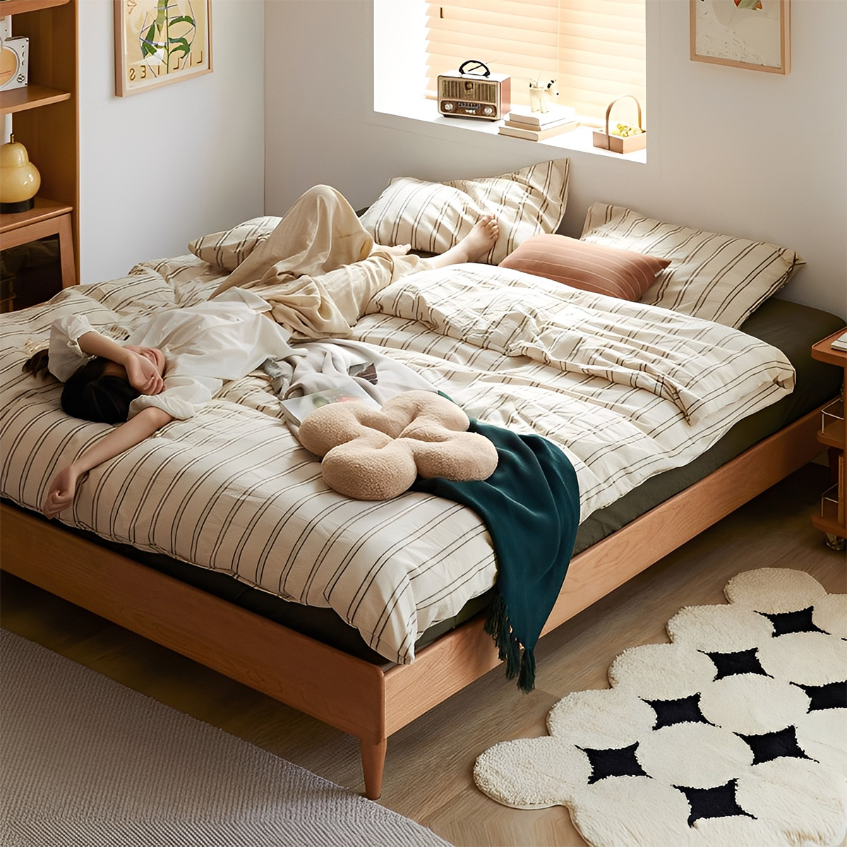 チェリー材 ローベッド | 北米産材を使用し静音性と耐久性を高めた上質