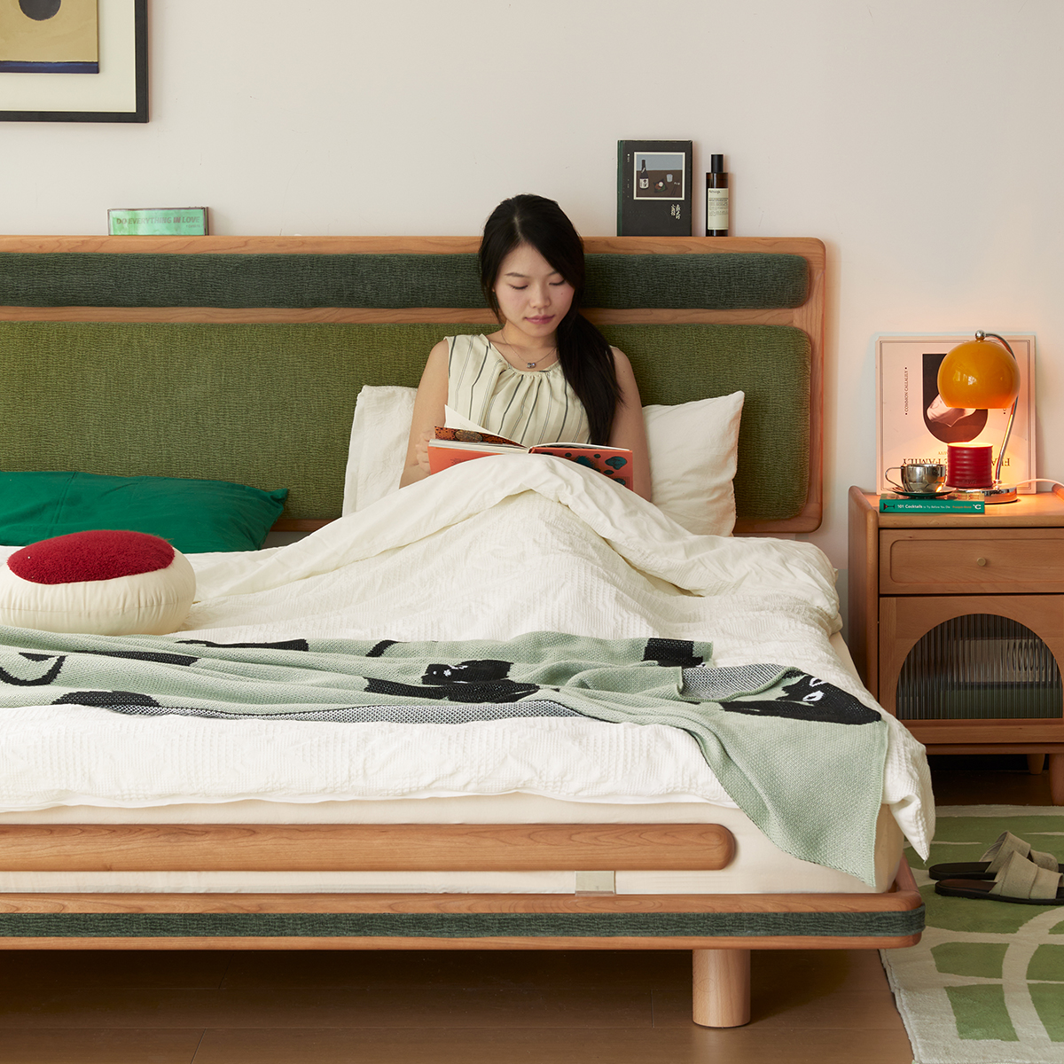 チェリー材 クッションヘッドボードベッド