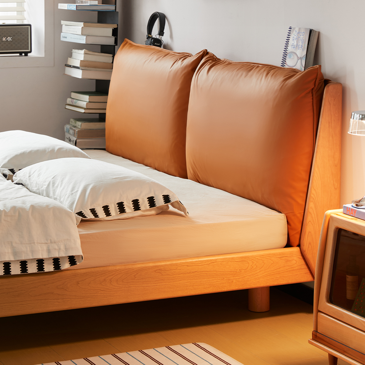 チェリー材 クッションベッドフレーム | 高級感と耐久性を兼ね備えた