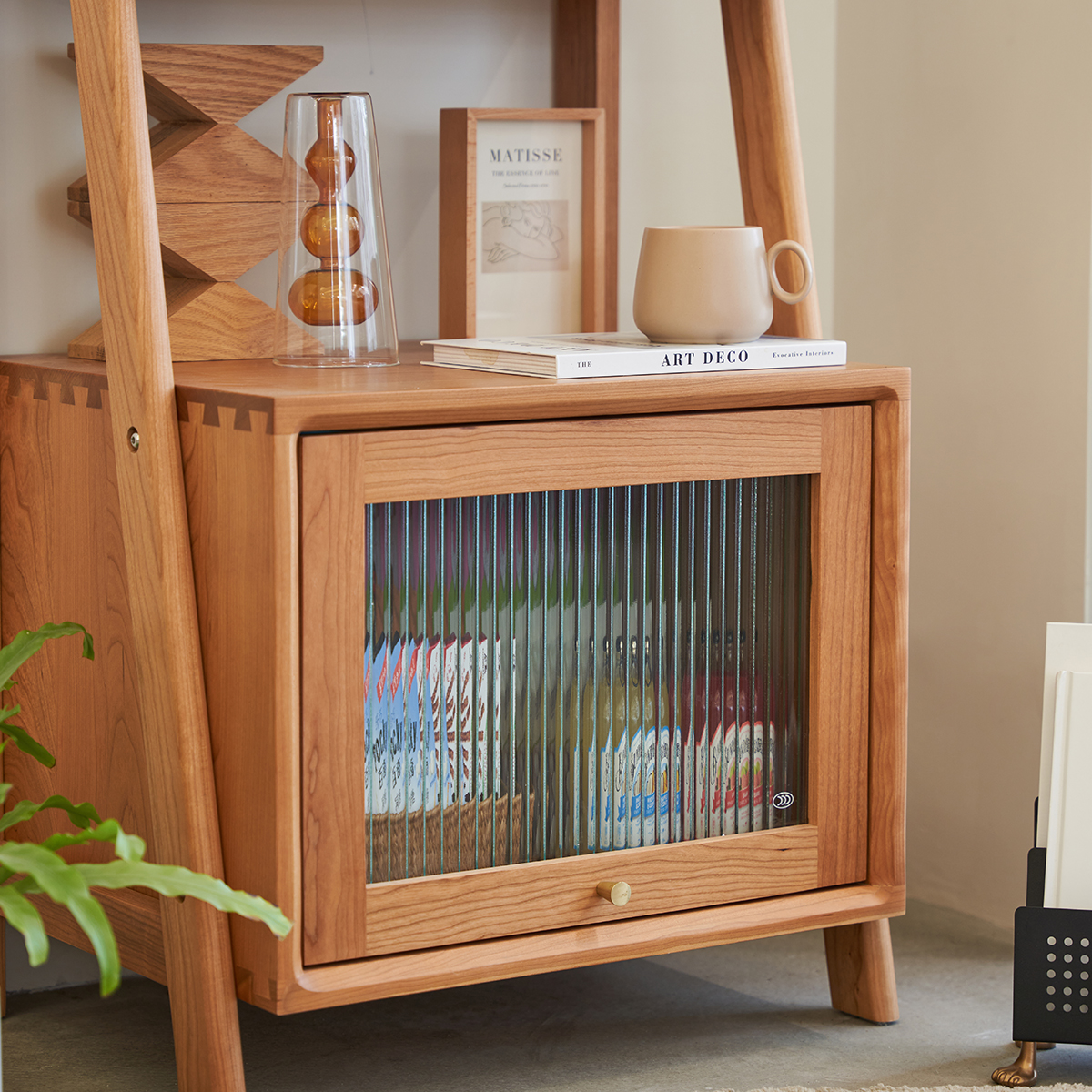 モールガラス扉付きオープンウッドラック – CAGUUU